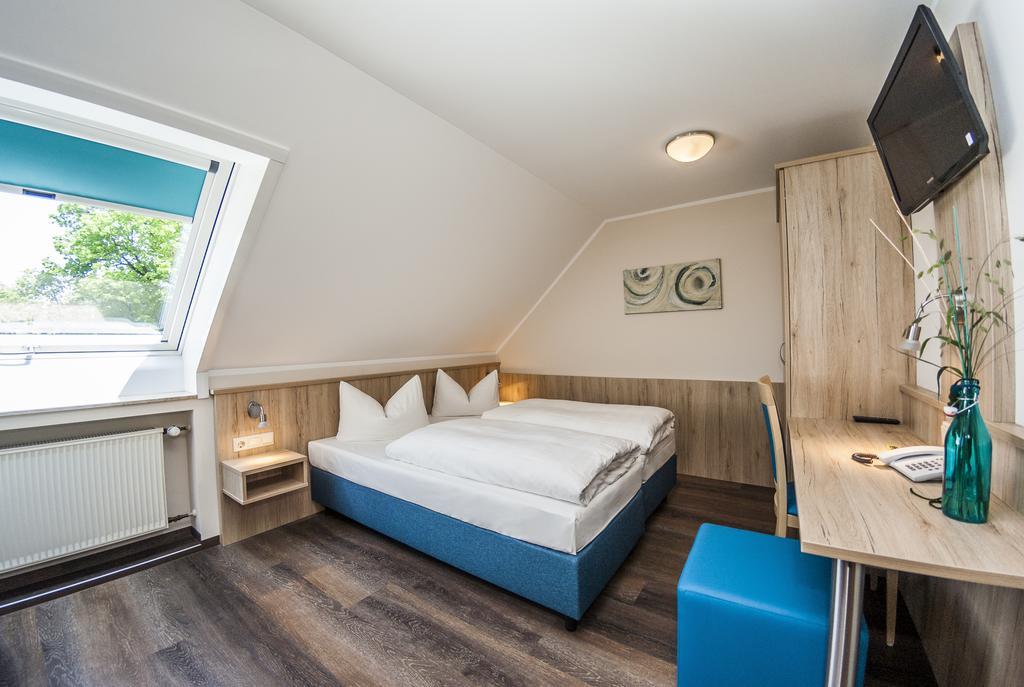 Hotel-Restaurant Bauer-Keller Грединг Номер фото
